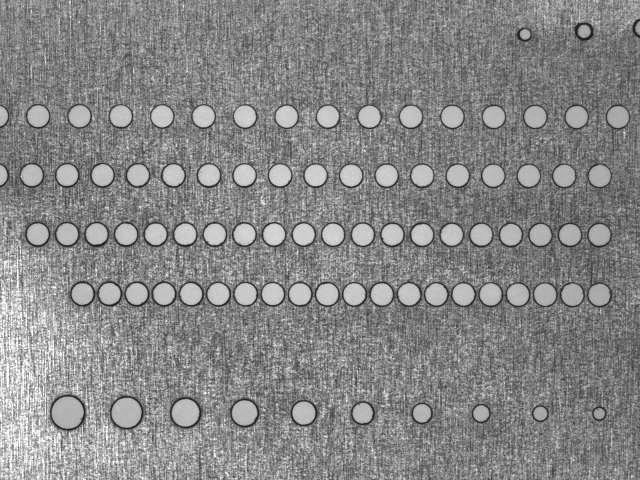 薄金屬激光打孔2 薄金屬激光切割的優點(圖2)