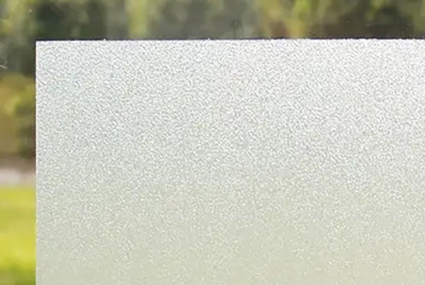 玻璃激光打磨砂跟傳統磨砂工藝有什么不同？(圖2)